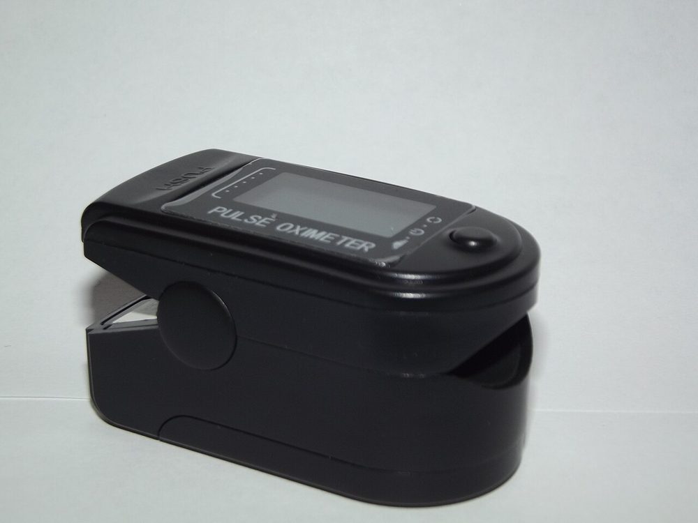 Fingertip Pulse Oximeter (OLED)